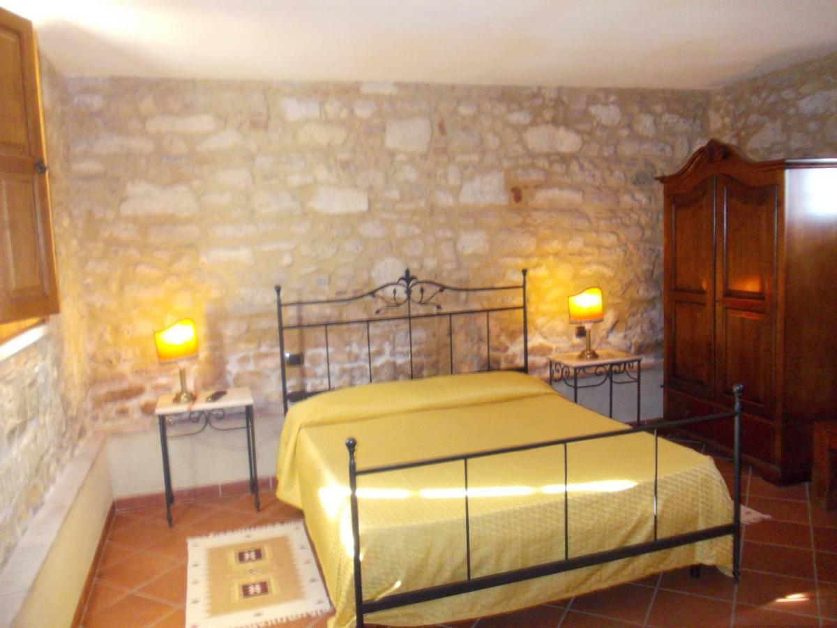 سبا كاسكيانا تيرم Le Pergoline B&B المظهر الخارجي الصورة