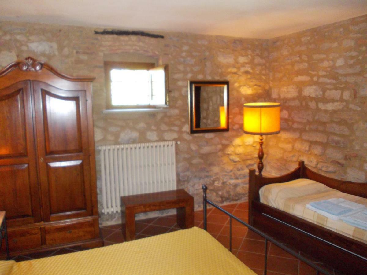 سبا كاسكيانا تيرم Le Pergoline B&B المظهر الخارجي الصورة